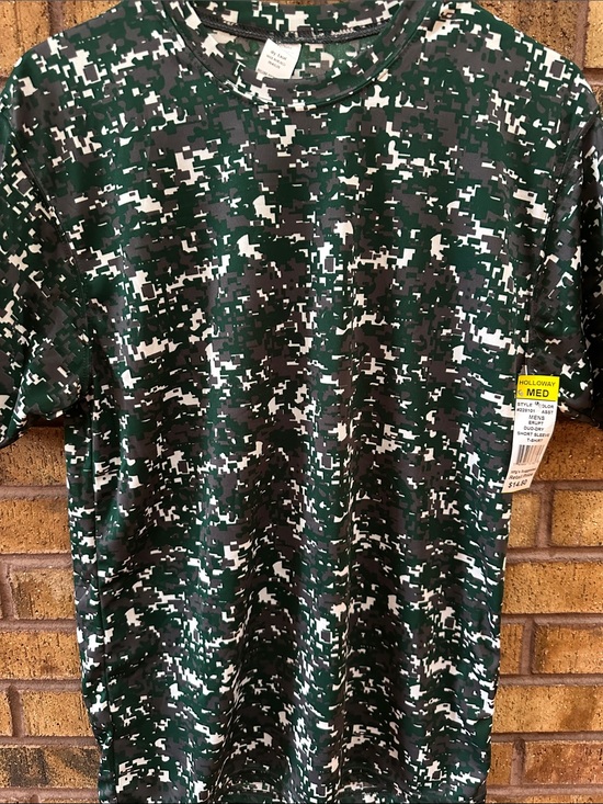 Holloway Other - Holloway Men's Digital Camo Short-Sleeve Tee - Green/Black/White